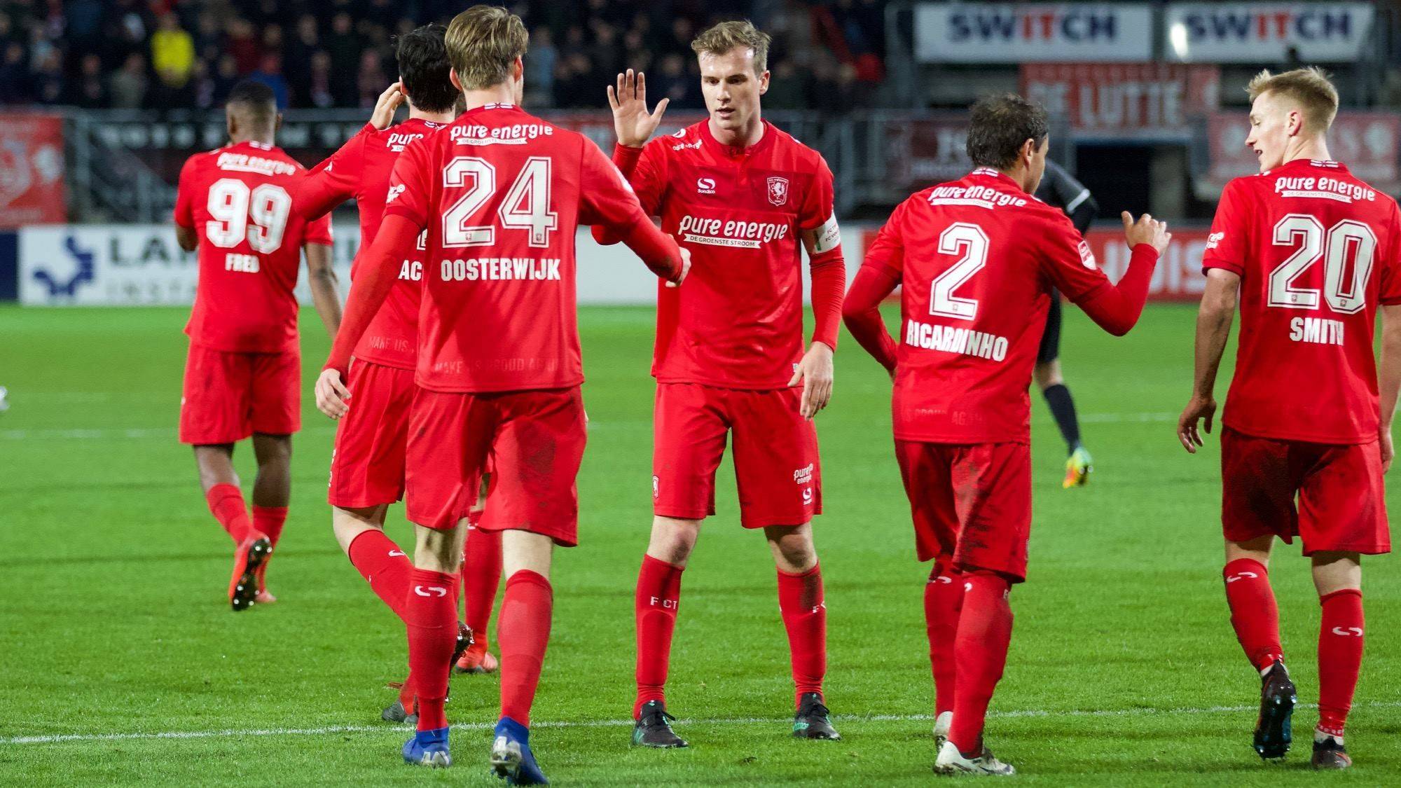 赛事中首次 赛事中首次