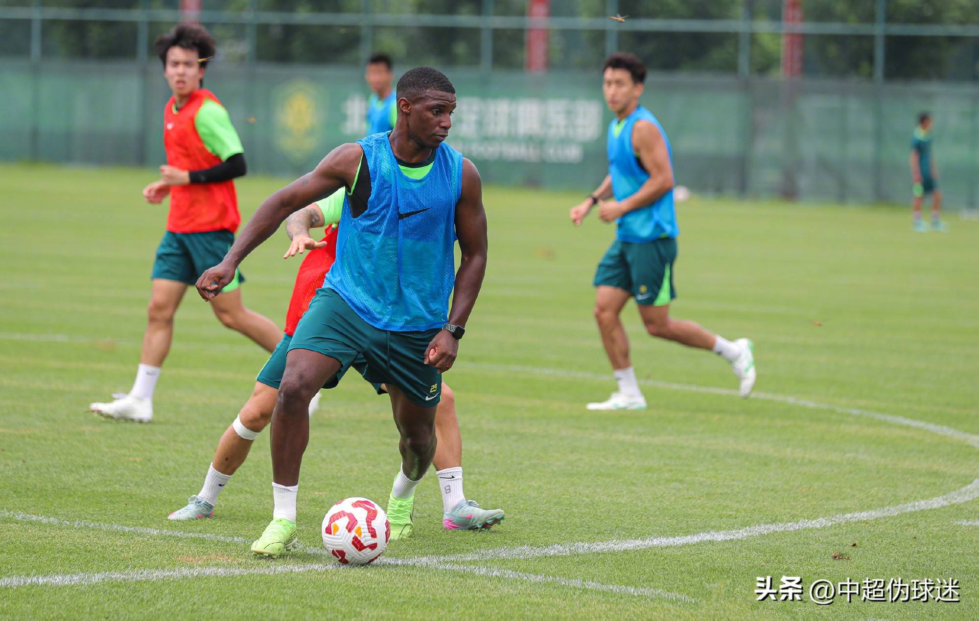 进攻模式在 进攻模式在