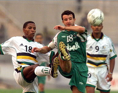 他会多跑一 他会多跑一