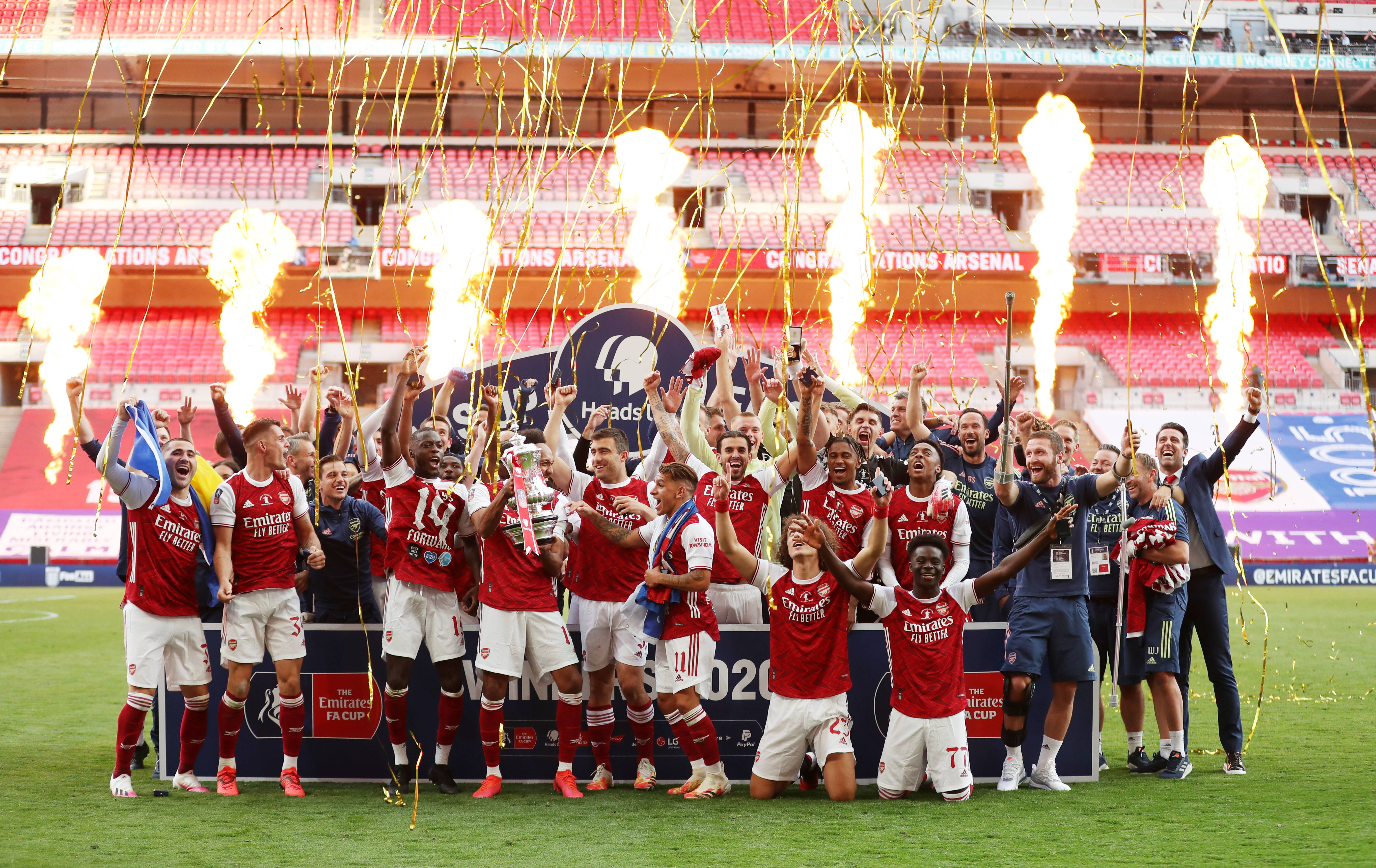 赛与欧战席 赛与欧战席